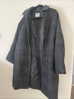 Old Navy Women's Gray Plaid Hooded Trench Coat